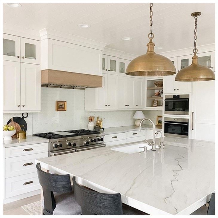 mont blanc quartzite in kitchen