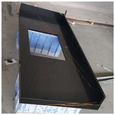 Zelta Laurent Quartz tualetes tops